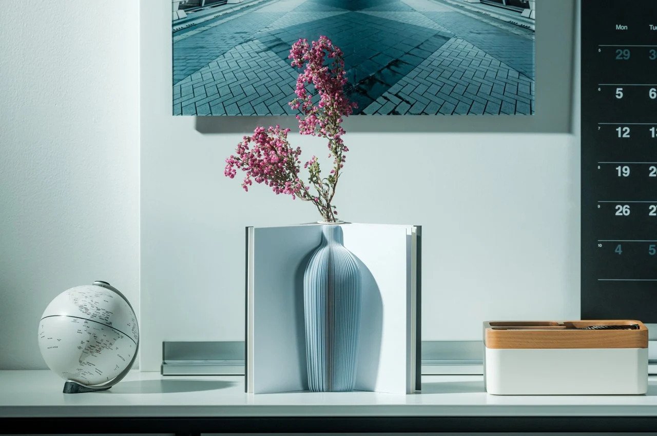 Can Vases Really Transform Your Home Decor? Discover Ingenious Ways to Style Your Space!